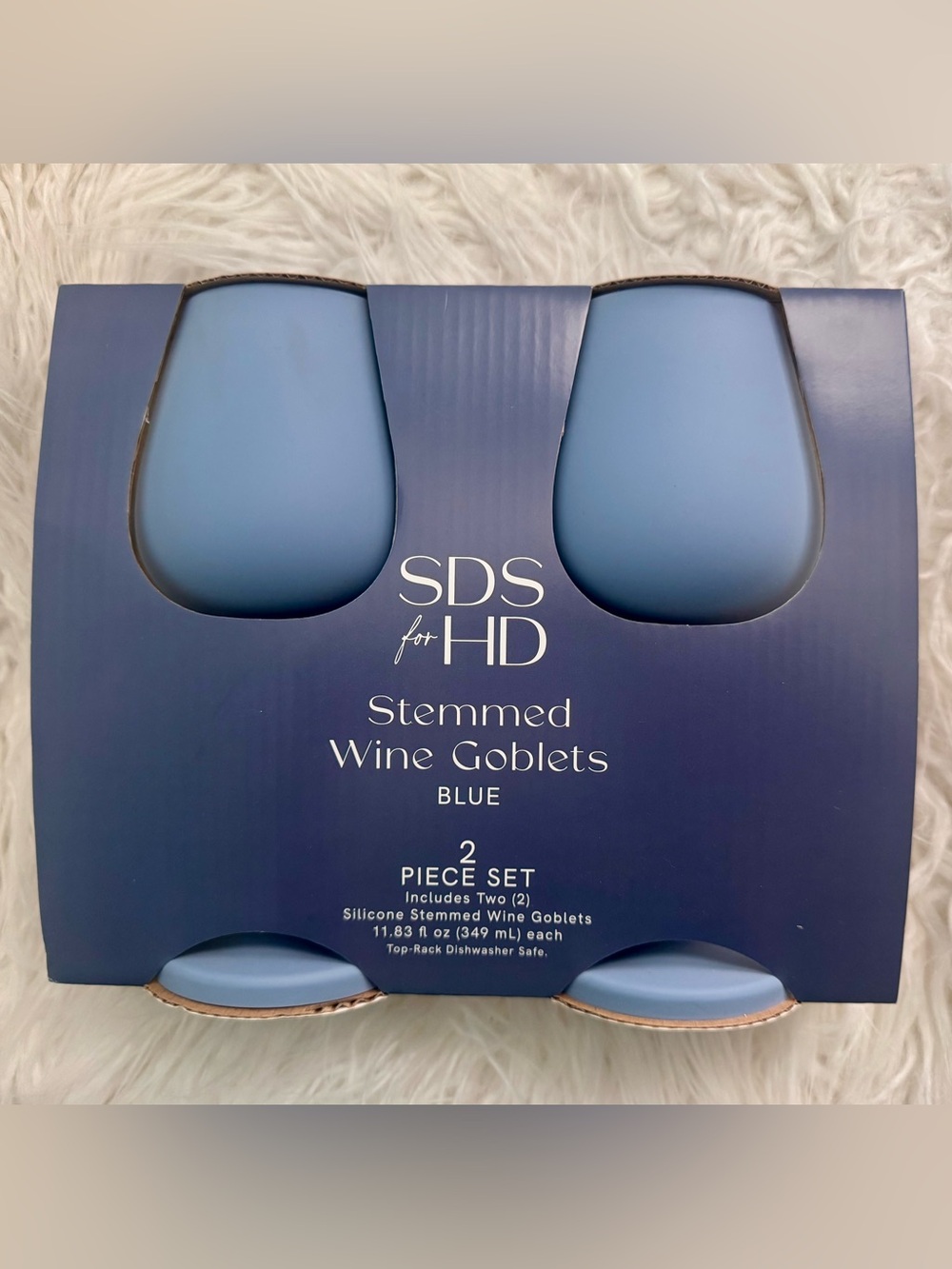 🍓6/$15🍓 Set of 2 Silicone Wine Glasses